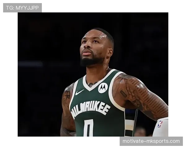 利拉德休赛期还在凌晨四点练投篮，这人是不用睡觉的吗？